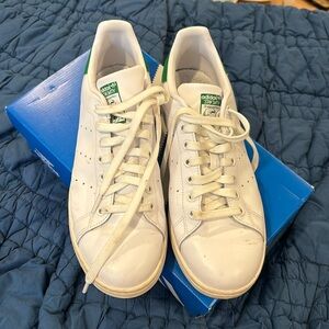 Women’s adidas- Stan smith sneakers size 9